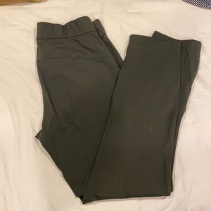 Lululemon on the fly pants, size 4